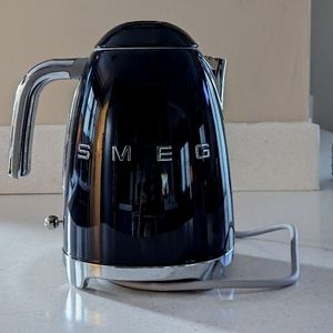SMEG Electric Kettle -Navy Blue